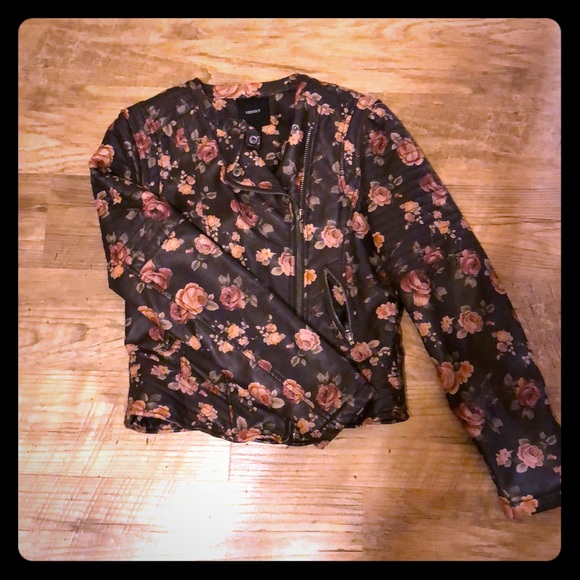 Forever 21 Jackets & Blazers - Jacket
